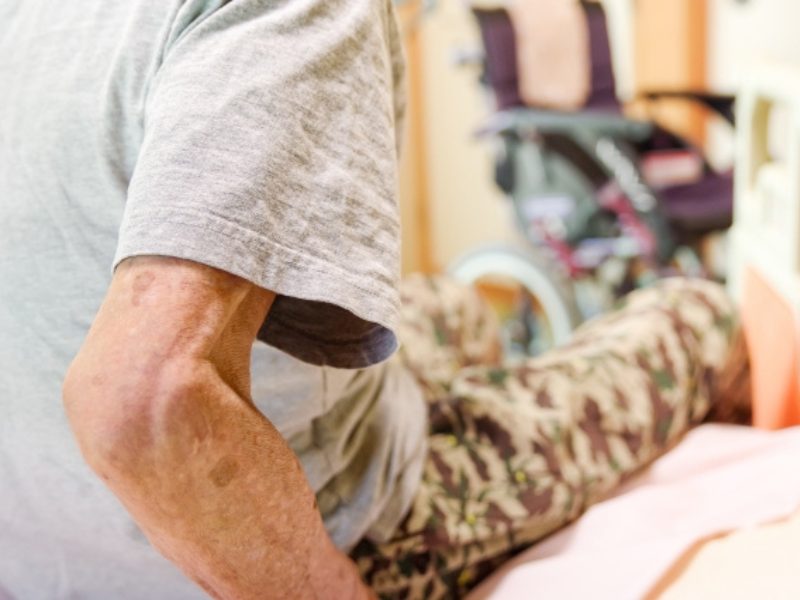 ご自宅で介護を受けている様子｜大阪府高槻市にある訪問介護施設ふぁみりあ21